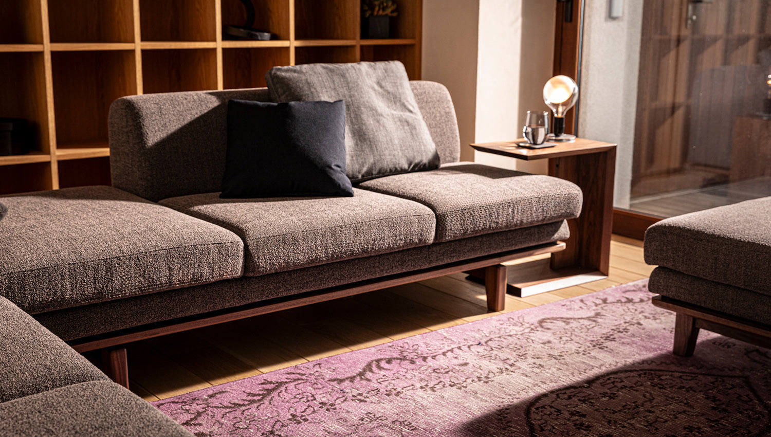 【先輩パパ・ママに聞いた】家具選びの失敗例まとめ|サイズ・素材・収納の落とし穴