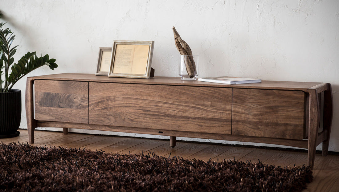 収納力抜群！すっきりとしたリビングを実現するテレビボード