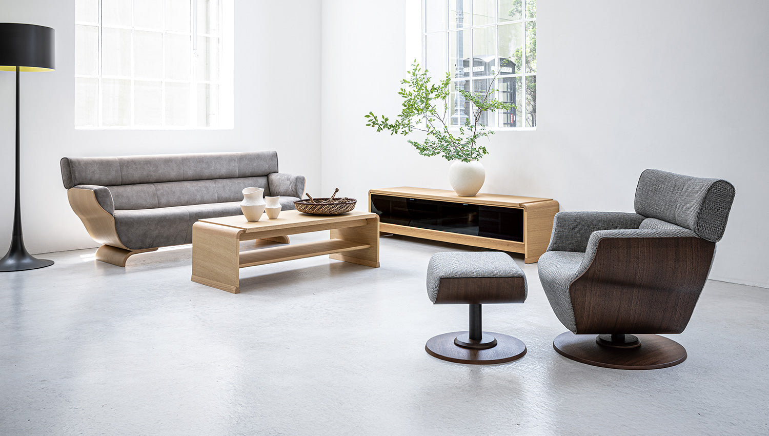 リビング家具で集いの場をデザインする